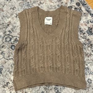 Abercrombie & Fitch Sweater Vest